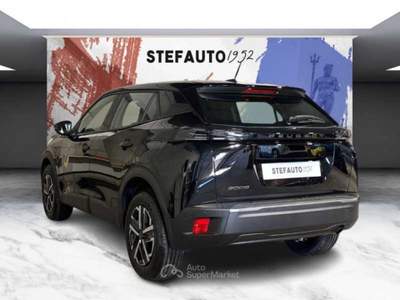 Peugeot 2008 II 2023 -  1.2 puretech Style s&s 100cv Nero usata Bologna