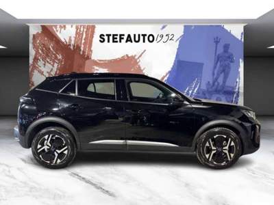 Peugeot 2008 II 2023 -  1.2 puretech Allure s&s 100cv Nero usata Bologna