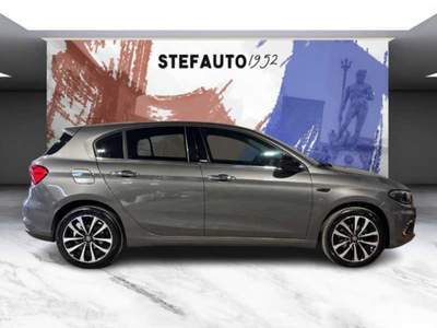 Fiat Tipo 5 porte II 2016 -  5p 1.6 mjt Business s&s 120cv Grigio usata Bologna