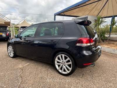 Volkswagen Golf 5 PORTE DSG Nero usata Santeramo in Colle
