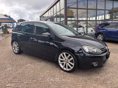 Volkswagen Golf 5 PORTE DSG Nero usata Santeramo in Colle