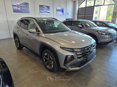 Hyundai Tucson 1.6 HEV aut. Business Argento usata Medesano