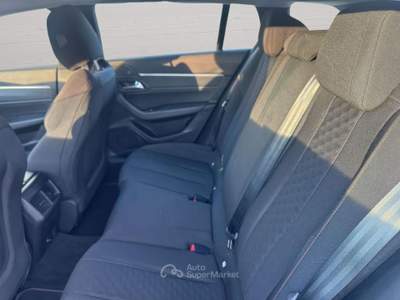 Peugeot 508 BlueHDi 130 Stop&Start EAT8 Business Blu/Azzurro usata Imola