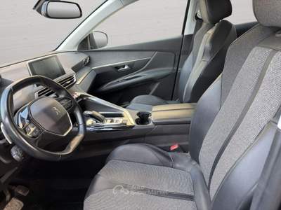 Peugeot 3008 PureTech Turbo 130 S&S EAT8 Allure Nero usata Imola