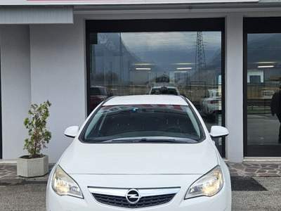 Opel Astra null usata San Michele all'Adige