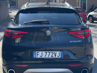 Alfa Romeo Stelvio AT8 Q4 Sport Edition Nero usata Bolzano