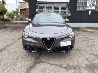 Alfa Romeo Stelvio Alfa Romeo Stelvio 2.2 B-Tech #10543 Grigio usata Rottofreno