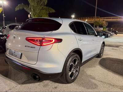 Alfa Romeo Stelvio km0 Nero usata Cittanova