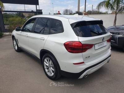 BMW X3 xDrive20d 48V Business Bianco usata Taranto
