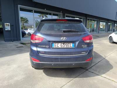 Hyundai ix35 2.0 CRDi 184CV High 4WD Style Blu/Azzurro usata BELPASSO