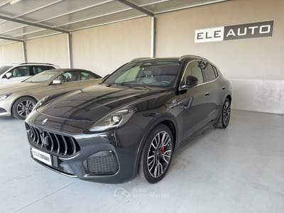 Maserati Grecale MHEV 300 CV AWD GT Nero usata Sedriano
