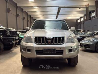 Toyota Land Cruiser 3.0 D-4D 16V cat 5 porte aut. Wagon Argento usata Bologna