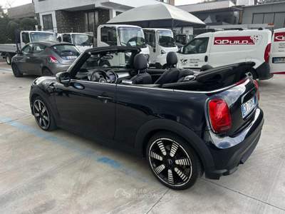 MINI Cooper 1.5 Cooper Yours Cabrio Nero usata Lariano
