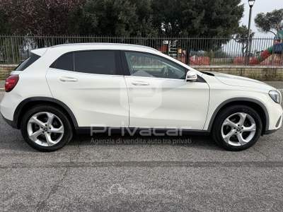 Mercedes-Benz GLA MERCEDES GLA 200 d Automatic Sport Bianco usata Roma