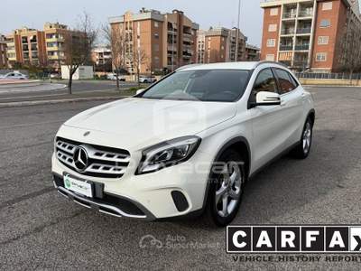 Mercedes-Benz GLA MERCEDES GLA 200 d Automatic Sport Bianco usata Roma