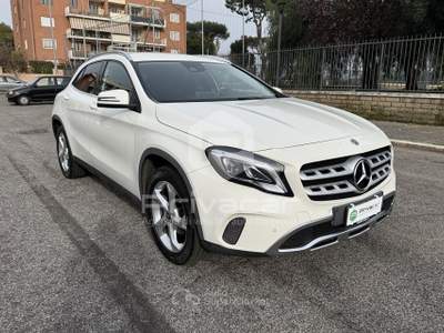 Mercedes-Benz GLA MERCEDES GLA 200 d Automatic Sport Bianco usata Roma