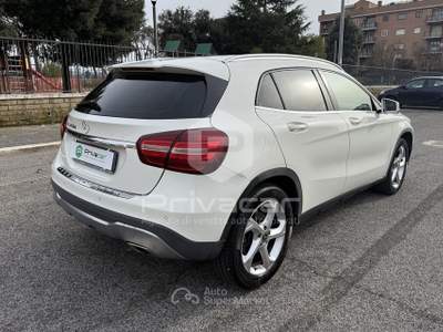 Mercedes-Benz GLA MERCEDES GLA 200 d Automatic Sport Bianco usata Roma