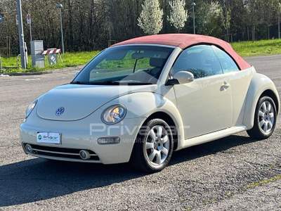 Volkswagen New Beetle VOLKSWAGEN New Beetle 1.6 Cabrio Bianco usata Carpi