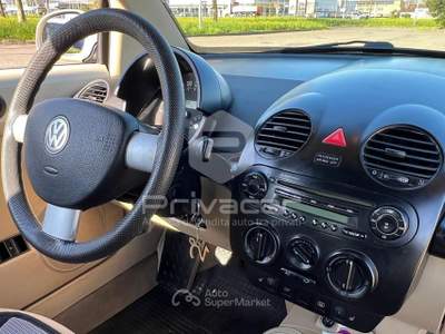 Volkswagen New Beetle VOLKSWAGEN New Beetle 1.6 Cabrio Bianco usata Carpi