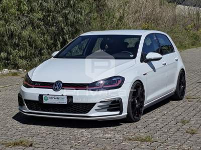 Volkswagen Golf VOLKSWAGEN Golf GTI Performance 2.0 TSI 5p. BlueMotion Technology Bianco usata CATANZARO