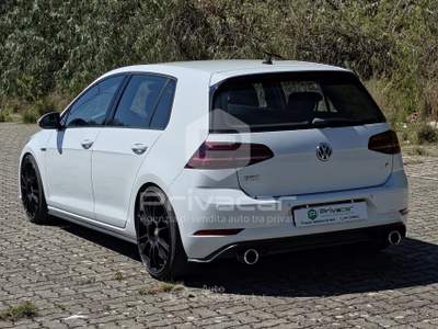 Volkswagen Golf VOLKSWAGEN Golf GTI Performance 2.0 TSI 5p. BlueMotion Technology Bianco usata CATANZARO