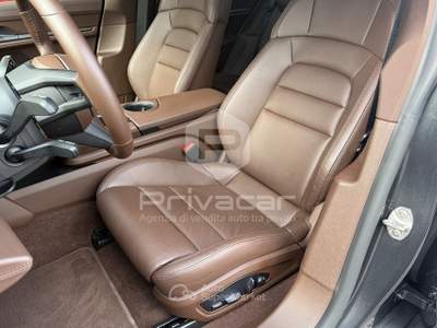 Porsche Taycan PORSCHE Taycan Grigio usata Abano Terme