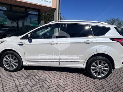 Ford Kuga FORD Kuga 2.0 TDCI 150 CV S&S 4WD Powershift Vignale Bianco usata Abano Terme
