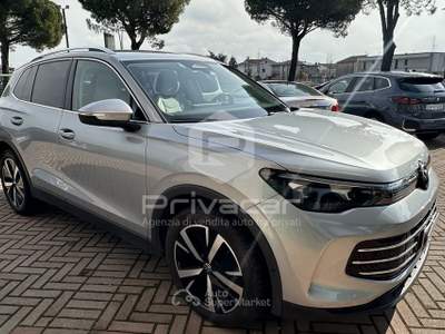 Volkswagen Tiguan VOLKSWAGEN Tiguan 1.5 eTSI 150 CV ACT DSG Elegance Grigio usata Abano Terme