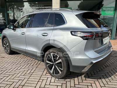 Volkswagen Tiguan VOLKSWAGEN Tiguan 1.5 eTSI 150 CV ACT DSG Elegance Grigio usata Abano Terme