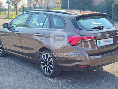 Fiat Tipo FIAT Tipo 1.6 Mjt S&S DCT SW Lounge Marrone usata Opera