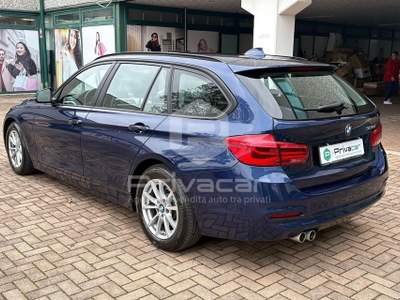 BMW Serie 3 320d BMW 320d Touring Business Advantage aut. Blu/Azzurro usata Manerba del Garda