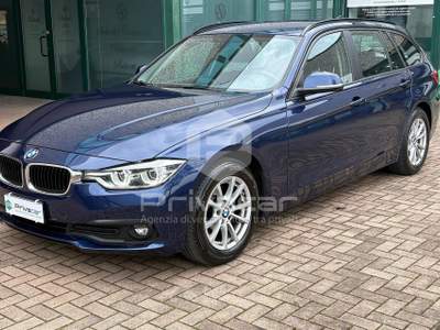 BMW Serie 3 320d BMW 320d Touring Business Advantage aut. Blu/Azzurro usata Manerba del Garda