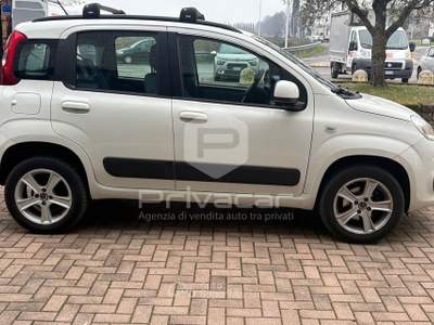 Fiat Panda FIAT Panda 0.9 TwinAir Turbo Natural Power Lounge Bianco usata Manerba del Garda
