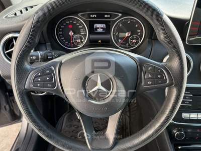 Mercedes-Benz Classe A MERCEDES A 180 d Executive Nero usata QUINTO DI TREVISO
