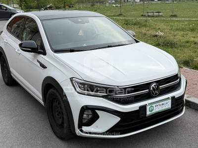 Volkswagen Taigo VOLKSWAGEN Taigo 1.5 TSI ACT 150 CV DSG R-Line Bianco usata Cuneo