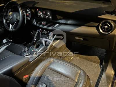 Alfa Romeo Stelvio ALFA ROMEO Stelvio 2.2 Turbodiesel 180 CV AT8 RWD Executive Blu/Azzurro usata Carpi