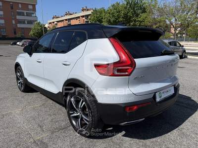 Volvo XC40 VOLVO XC40 D3 Geartronic R-design Bianco usata Roma