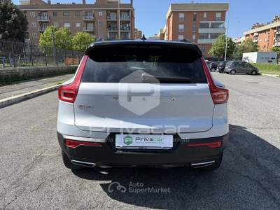 Volvo XC40 VOLVO XC40 D3 Geartronic R-design Bianco usata Roma