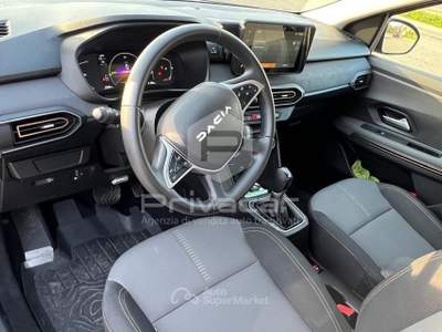 Dacia Jogger DACIA Jogger 1.6 Hybrid 140 7 posti Extreme Verde usata Carpi