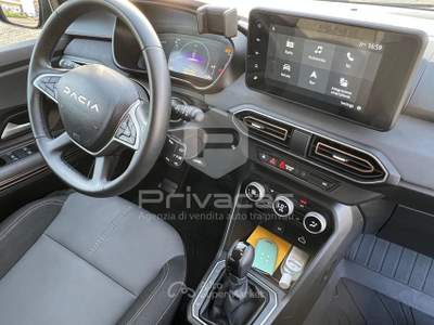 Dacia Jogger DACIA Jogger 1.6 Hybrid 140 7 posti Extreme Verde usata Carpi