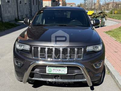 Jeep Grand Cherokee JEEP Grand Cherokee 3.0 V6 CRD 250 CV Multijet II Overland Grigio usata Cuneo