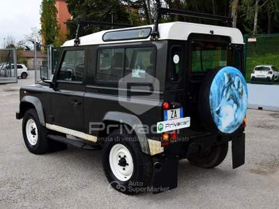 Land Rover Defender LAND ROVER Defender 90 2.4 TD4 Station Wagon S Verde usata Macerata