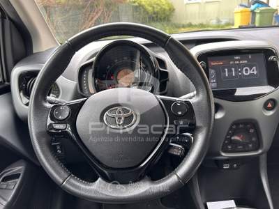 Toyota Aygo TOYOTA Aygo Connect 1.0 VVT-i 72 CV 5 porte x-fun Grigio usata Montesilvano