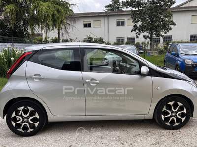 Toyota Aygo TOYOTA Aygo Connect 1.0 VVT-i 72 CV 5 porte x-fun Grigio usata Montesilvano