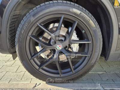 Alfa Romeo Stelvio ALFA ROMEO Stelvio 2.2 Turbodiesel 190 CV AT8 Q4 Business Nero usata Torino