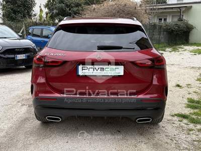 Mercedes-Benz GLA MERCEDES GLA 200 d Automatic Premium Rosso usata Montesilvano