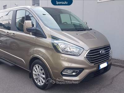 Ford Tourneo Custom Tourneo custom 320 2.0 tdci mhev 185cv titanium *IVA ESPOSTA* Grigio usata Bergamo