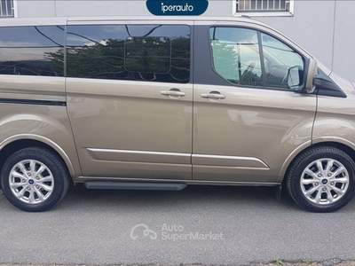 Ford Tourneo Custom Tourneo custom 320 2.0 tdci mhev 185cv titanium *IVA ESPOSTA* Grigio usata Bergamo