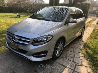 Mercedes-Benz Classe B In ottime condizioni, appena tagliandata e gommata usata Varese