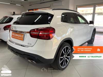 Mercedes-Benz GLA GLA 200 d Automatic Executive Bianco usata Oristano
